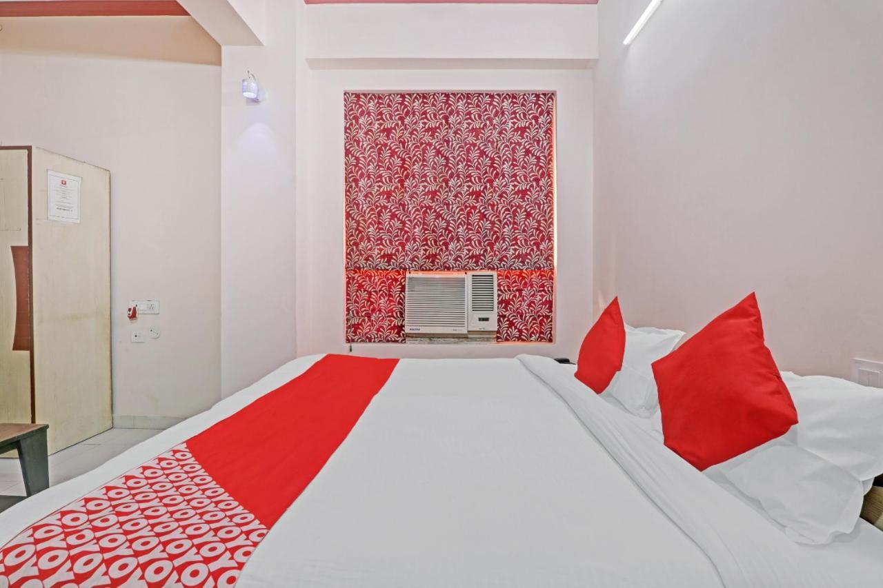 Oyo 27695 Hotel Relation Kānpur Eksteriør bilde