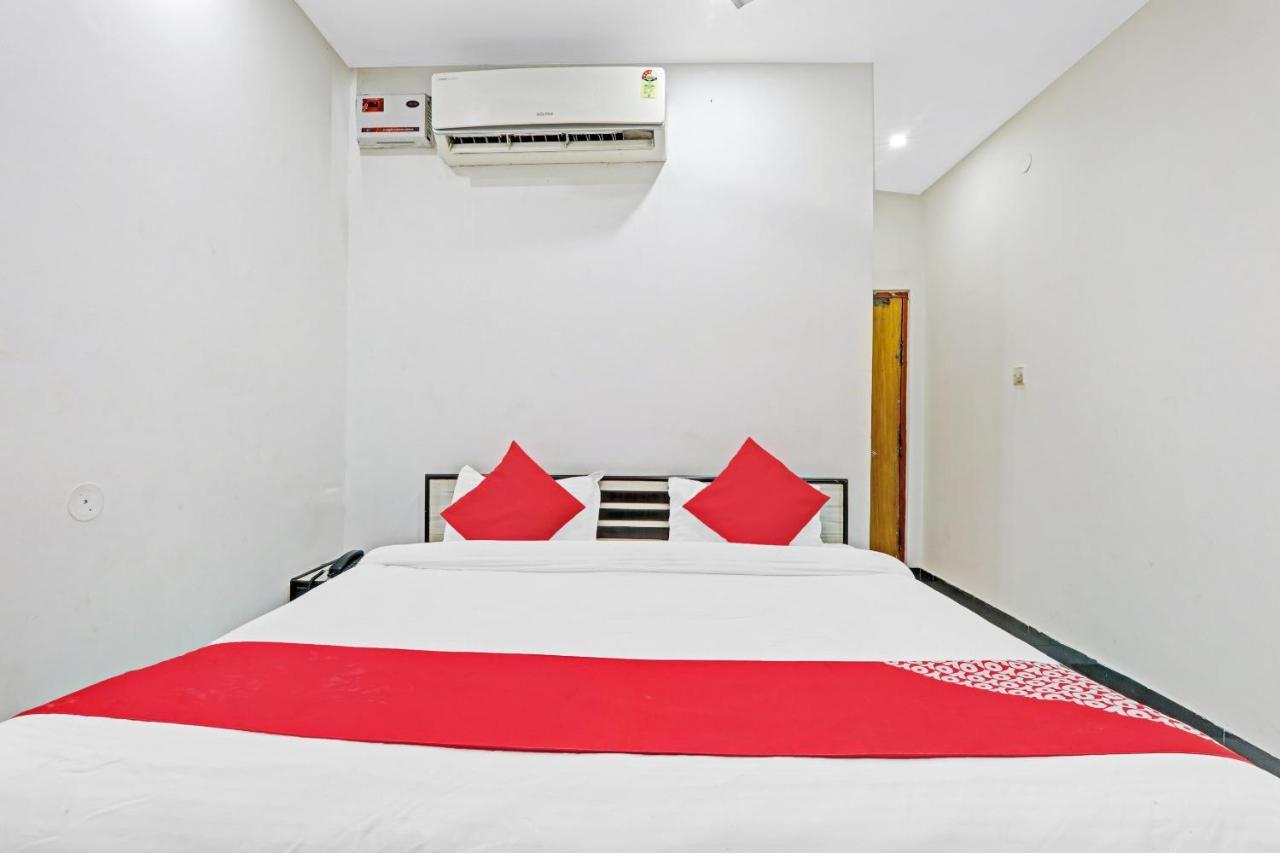 Oyo 27695 Hotel Relation Kānpur Eksteriør bilde