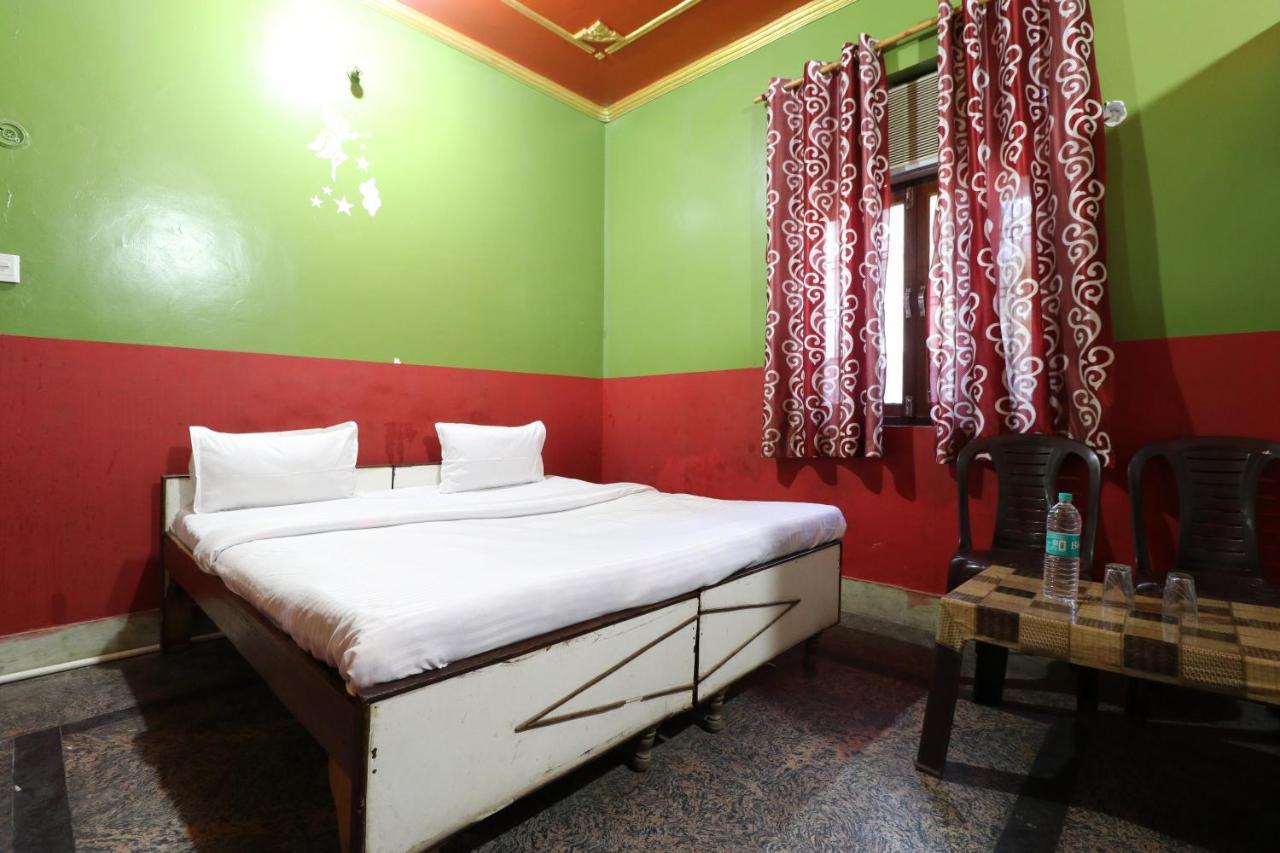 Oyo 27695 Hotel Relation Kānpur Eksteriør bilde