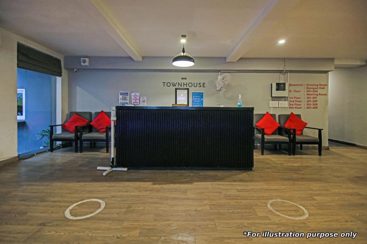 Oyo 27695 Hotel Relation Kānpur Eksteriør bilde