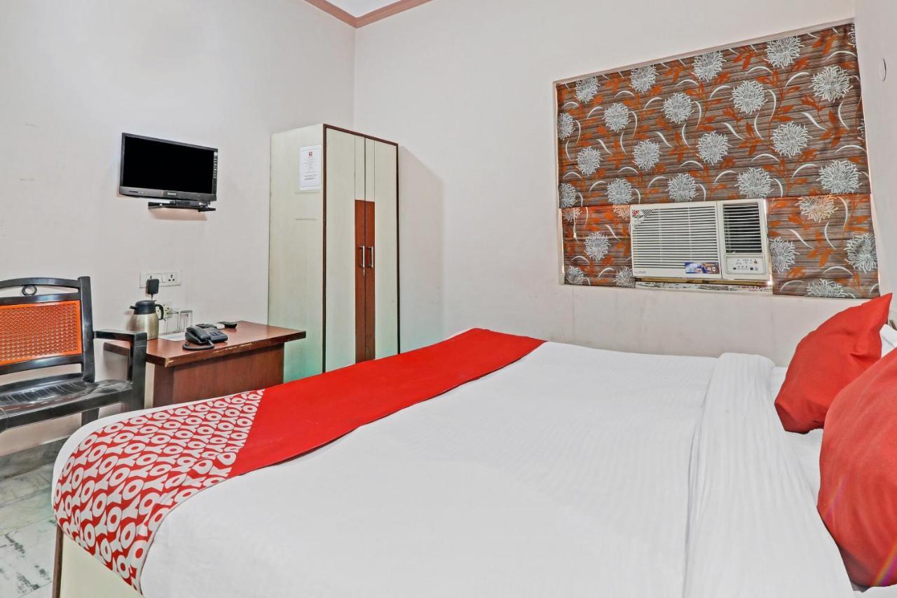 Oyo 27695 Hotel Relation Kānpur Eksteriør bilde